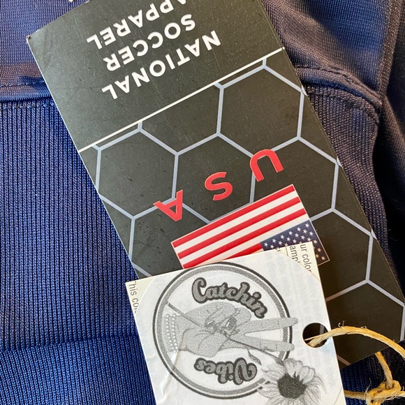 USA~ Unisex, National Soccer Apparel Jacket - Picture 4 of 5